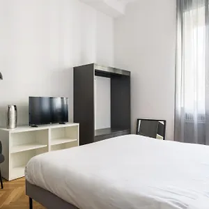Luxury 4 Bedrooms Close To Duomo Milano