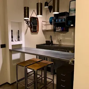 Appartement Fra Storia E Modernita, Milaan