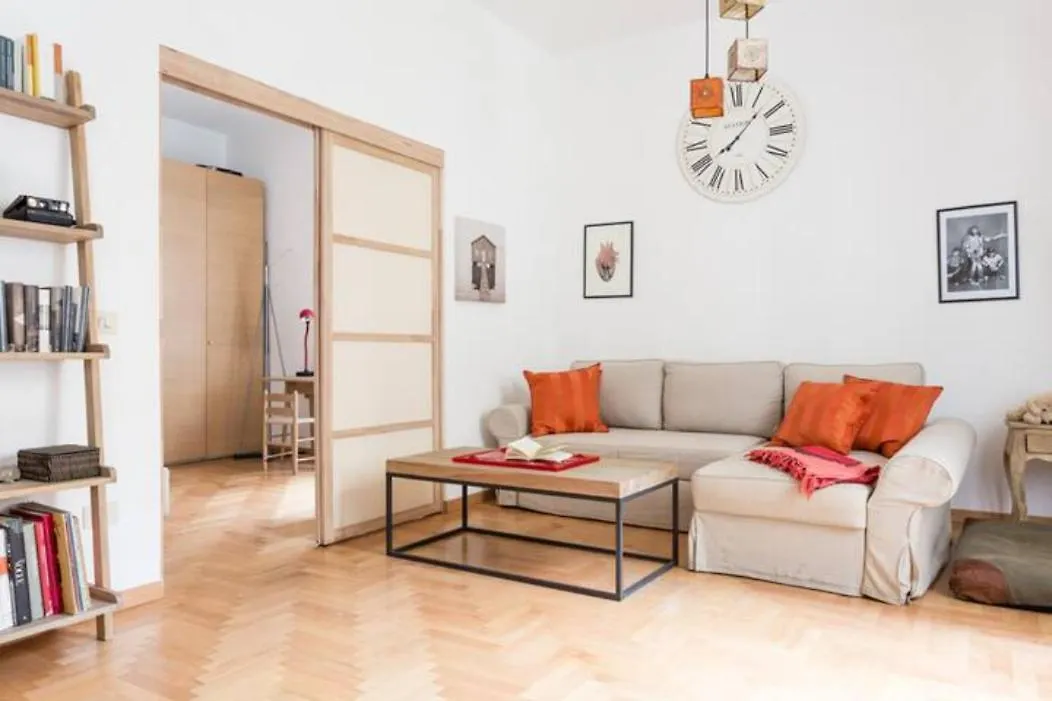 Washington Cosy And Comfortable Apartment Milan Italy